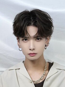 アイトーキョーリタ 渋谷(AI TOKYO Rita) 女子ウケ抜群！毛流れコンマヘア！