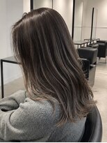 フォト 新宿(foto)&nbsp;アッシュカラーグレージュハイライト
