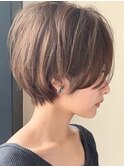 112. 卵型/マッシュショート/レイヤーカット