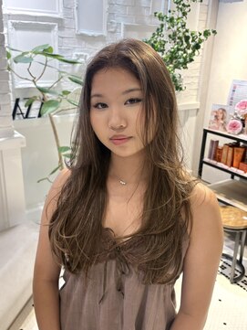 ザザ シンジュク(ZA/ZA shinjuku) ラフなのに決まる！エアリーレイヤーカット
