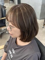 ビアーク(Be:arc)&nbsp;142. 白髪ぼかしハイライト/ショートボブ/デザインカラー