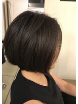 アール サロン ナゴヤ(Rr SALON NAGOYA)&nbsp;「Rr salon Nagoya」前下がりボブスタイル♪