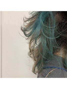 キー(kii) インナーカラーターコイズブルー