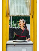 大人カッコいい、きっちりポンパポニー