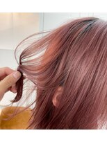 イコ 表参道原宿(ico)&nbsp;くすみピンク × 切りっぱなしボブ