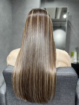 スリー 麻布(THLEE) 髪質改善ULTOWAトリートメント/大人可愛い20代30代40代透明感3