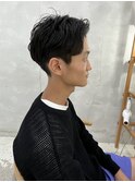黒髪センターパートマッシュ
