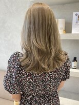 シベル(sibell)&nbsp;ミディアム/レイヤ/Wカラー/ブリーチ/透明感/髪質改善/資生堂