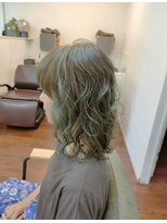 ヘアサロンシルク(Hair Salon Silk) ミントグリーンカラー