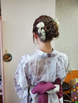 美容室イーナ(e na) 浴衣の着付け&アップ