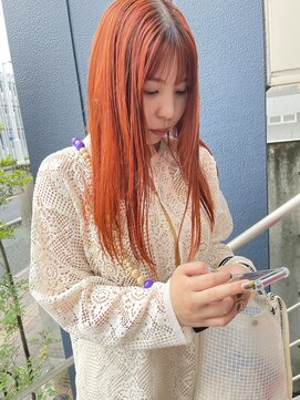 キートス 高知店(kiitos) ★ロングヘアピンクオレンジカラー