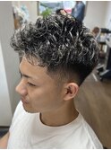 シルバーメッシュ【ローフェードパーマ】