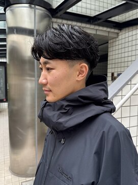 エイゾー(EIZO) 自然体でキマる大人の【ニュアンスパーマ】