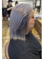 桃の木 ヘアー(桃の木 hair) ホワイトシルバー×ブルーグレー(トリプルカラー)