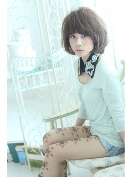 アンフィ ヘアー(Amphi hair) ナチュラルショートボブ