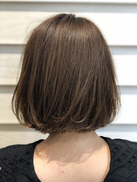 ヘアーアンドメイク アシュレ(Hair&Make assur'e) 30代、40代にオススメの切りっぱなしココパンボブ