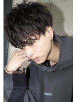 ネイビー(NAVY)&nbsp;カリアゲで作る横顔イケメン  ニュアンスパーマで 菅田将暉 髪型