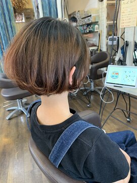 楽流頭 オブヘアー(of hair) ミニボブ