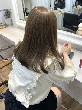 イオエ(ioe) 黒髪/ボブルフ/ネビージュ/小顔/ワンレン/髪質改善/グレージュ