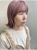 30代ブリーチパールピンクインナーカラー切りっぱなし外ハネボブ