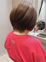 コーエン(cowen) 首元スッキリ、大人シャープなショートボブ