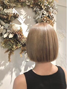 ミモザ ビカミドウ 自由が丘(Mimosa Bigamido) ▼40代ボブ 大人のダークミルクティーカラー