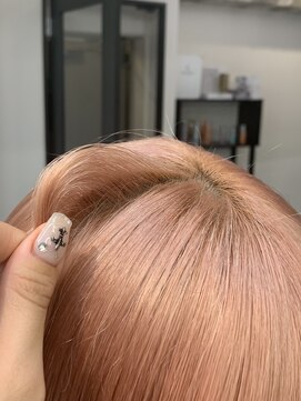 ペレ 渋谷(PELE) h_ デザインカラー/レイヤーカット/ウェットヘア/ベージュ