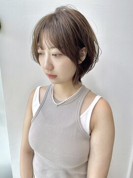 ステア ケース(stair case) 大人かわいいコテ巻き外ハネレイヤーウルフ銀座有楽町