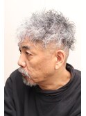 イケおじオヤジツイストスパイラルパーマフェード
