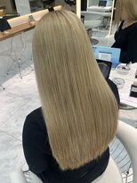 ロンドルピナス 小倉(Lond Lupinus) ミディアムヘア暗めカラー/デザインカラー/フェイスフレーミング