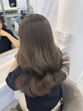 ラピス 新宿(Lapis) 【Lapis新宿】オリーブグレージュ!!