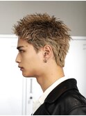 渋谷スパイキーショートブリーチWカラーメンズヘアアップバング