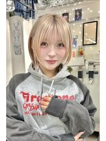 ヒビヲ 天神警固(HIBIO) 顔周りレイヤーカットダブルカラーケアブリーチレイヤーボブ