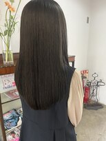 ヘアーアイストゥーレ(HAIR ICI TRE)&nbsp;グレージュ　オリーブ　ロング　美髪　大人　可愛い　担当阿知波