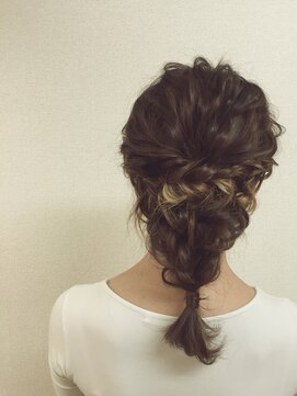 ヘアセット専門店 ナゴミ 渋谷店(nagomi) 編み込みとねじりアップ