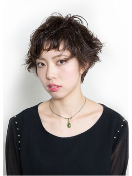 ピークアブー 表参道(PEEK-A-BOO) 【PEEK-A-BOO】 ツヤで差がつくショートボブ