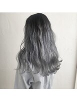 ネフ(NeF)&nbsp;シルバーグラデーション