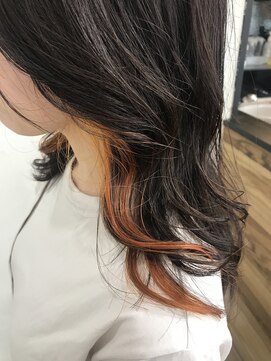 アリウス(ALIUS by posh) 【ALIUS 池袋 小川】インナーカラー×オレンジ