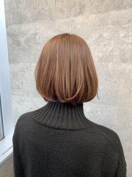 キャラ シャローネ 池袋(Chara Chalone) アルティストカラーでカカオブラウン×モーヴピンク×ミニボブ