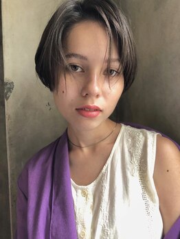 アンバー(AMBER)の写真/マンネリ知らずで、毎回違う自分に出会えるヘアに…。印象を左右する顔周りのカットもお任せ◎