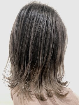 アトリエマイ 西新井東口店(MAI) ハイライト/白髪ぼかし/ベージュ/グレージュ