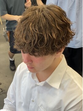 フィフス 渋谷(fifth) メンズマッシュ波巻きスパイラルパーマツイストスパイラルパーマ