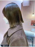 《AYAKA》オリーブベージュカラー☆切りっぱなしボブ