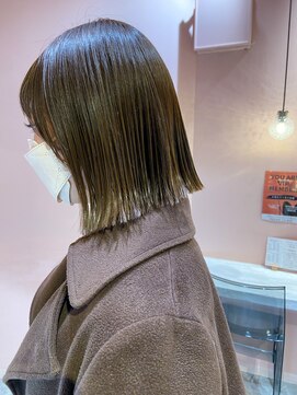 ラメール(MAISON LA MER) 《AYAKA》オリーブベージュカラー☆切りっぱなしボブ