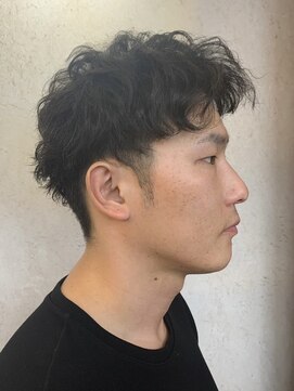 ビスクヘアデザイン(bisq hair design) スパイラルパーマ　ラルフカール　スペインカール　刈り上げ