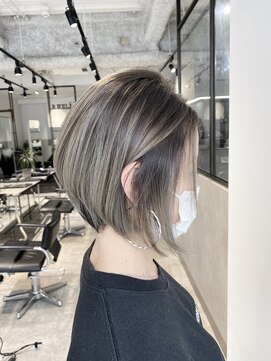 ムア(mua) 【mua/鳳/ショートボブ】