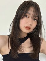 スティロ(stylo) レイヤーカットハイライトショートヘアイルミナカラーオージュア