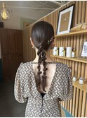 お呼ばれヘア×編みおろしツイン