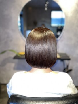 チリン(Chillin’___) 艶グレイカラー