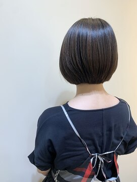 アルティーナ(altina) ナチュラルハイライト×ボブ